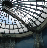 Travelling ladder for dome